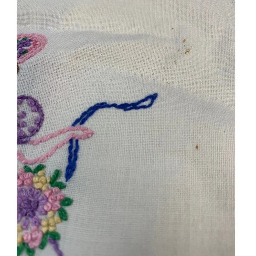 Vintqage Victorian Lady Matching hand embroidered lace edged tea towels READ